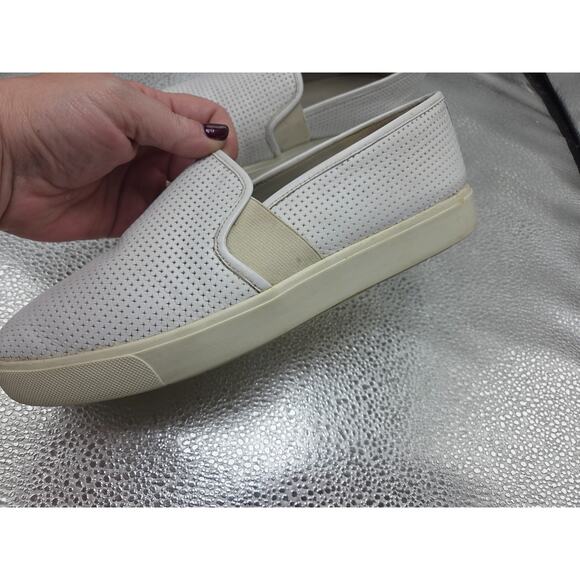 VINCE Ivory Bone Perforated Soft Leather Slip On Sneakers Size 9 Shoes - Picture 3 of 10